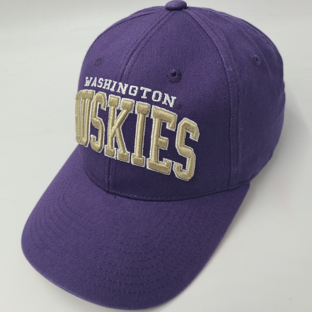 Washington Huskies Hat Snapback Zephyr Purple Gold NCAA University Logo Men